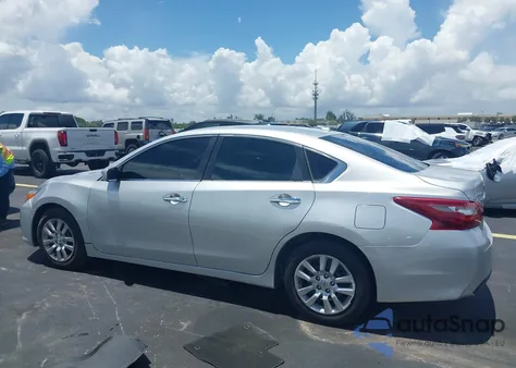 2018 Nissan Altima 2.5 Sv z USA, uszkodzony, nr VIN 1N4AL3AP8JC106078